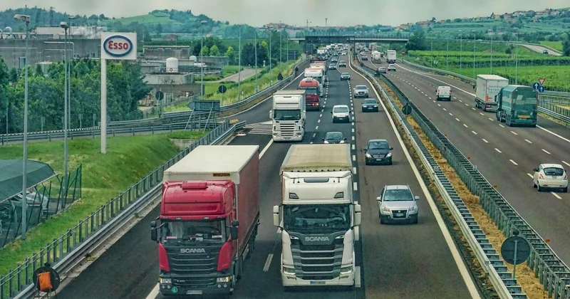 Quelle option tient le mieux le transport ? Le comparatif